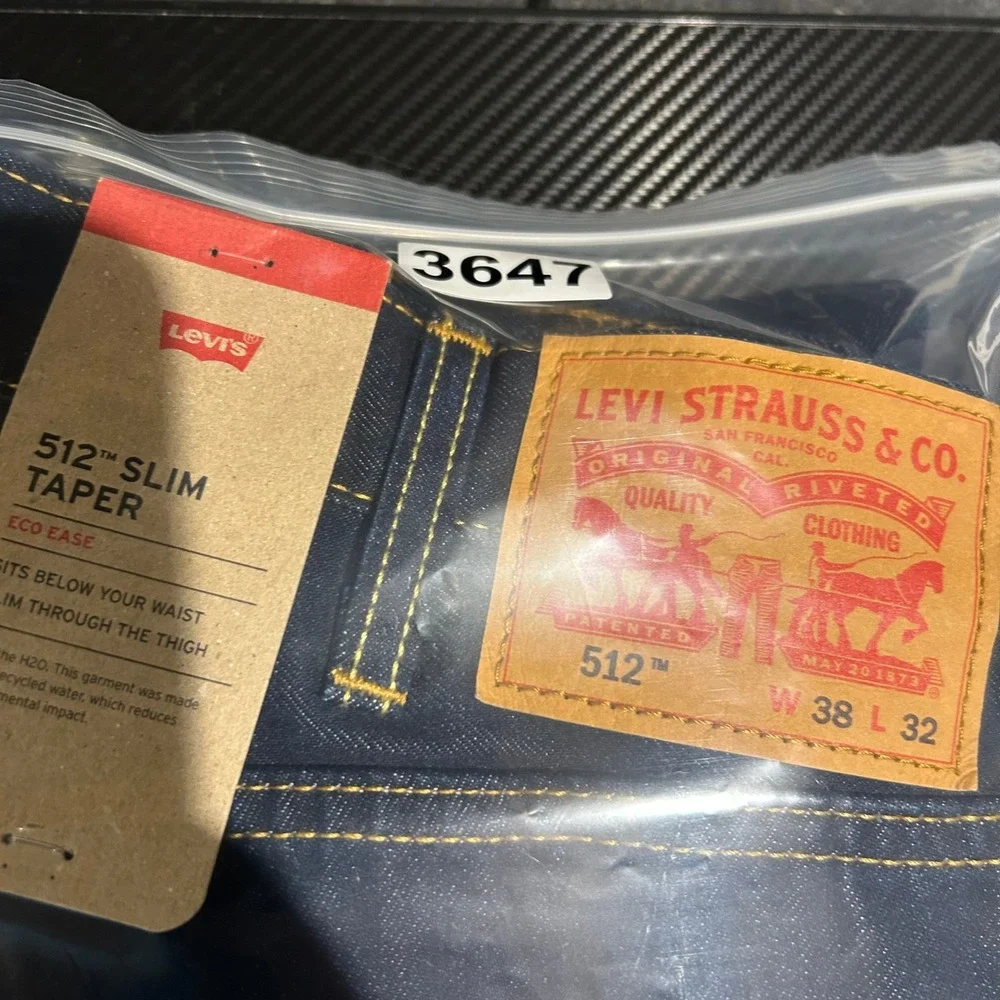 Levis levi 512